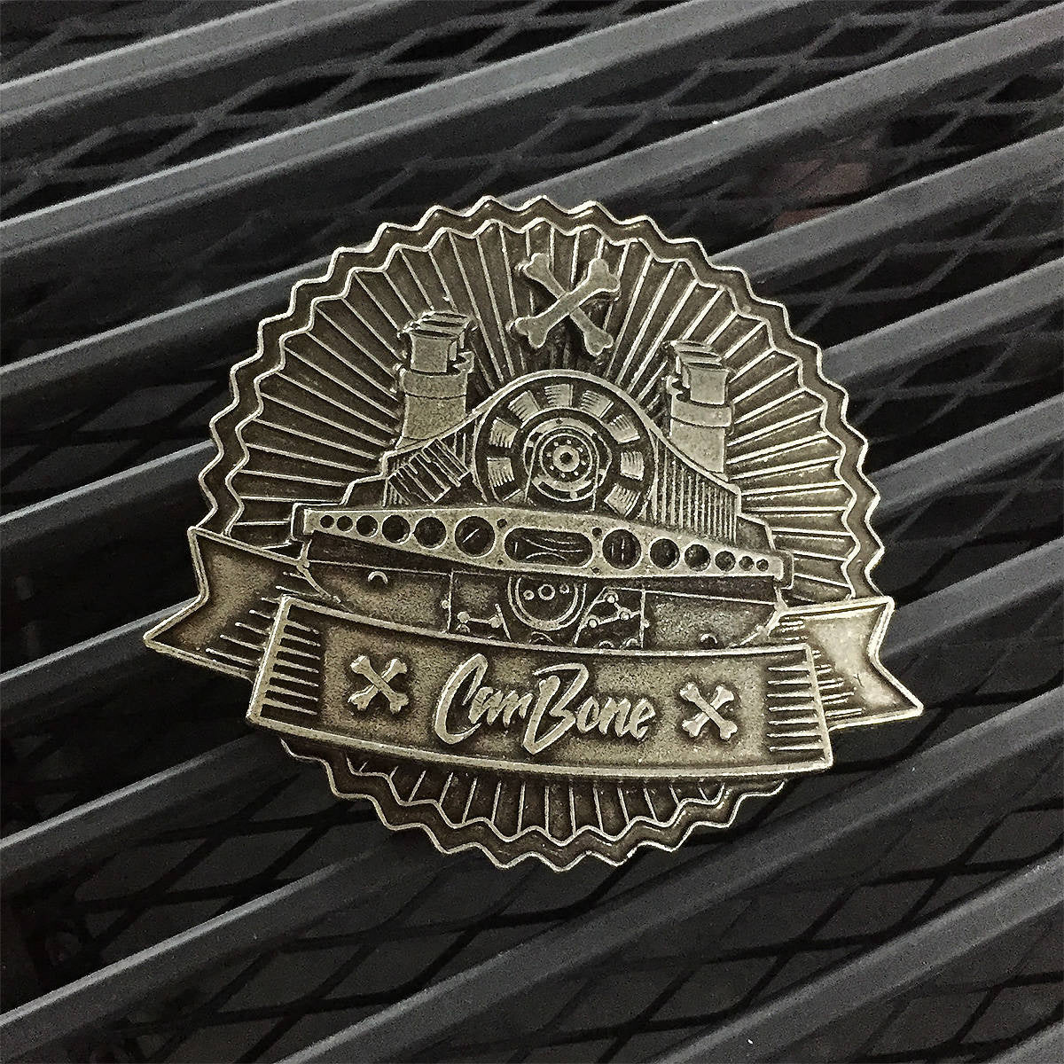 CarBone Flat Six grill metal badge