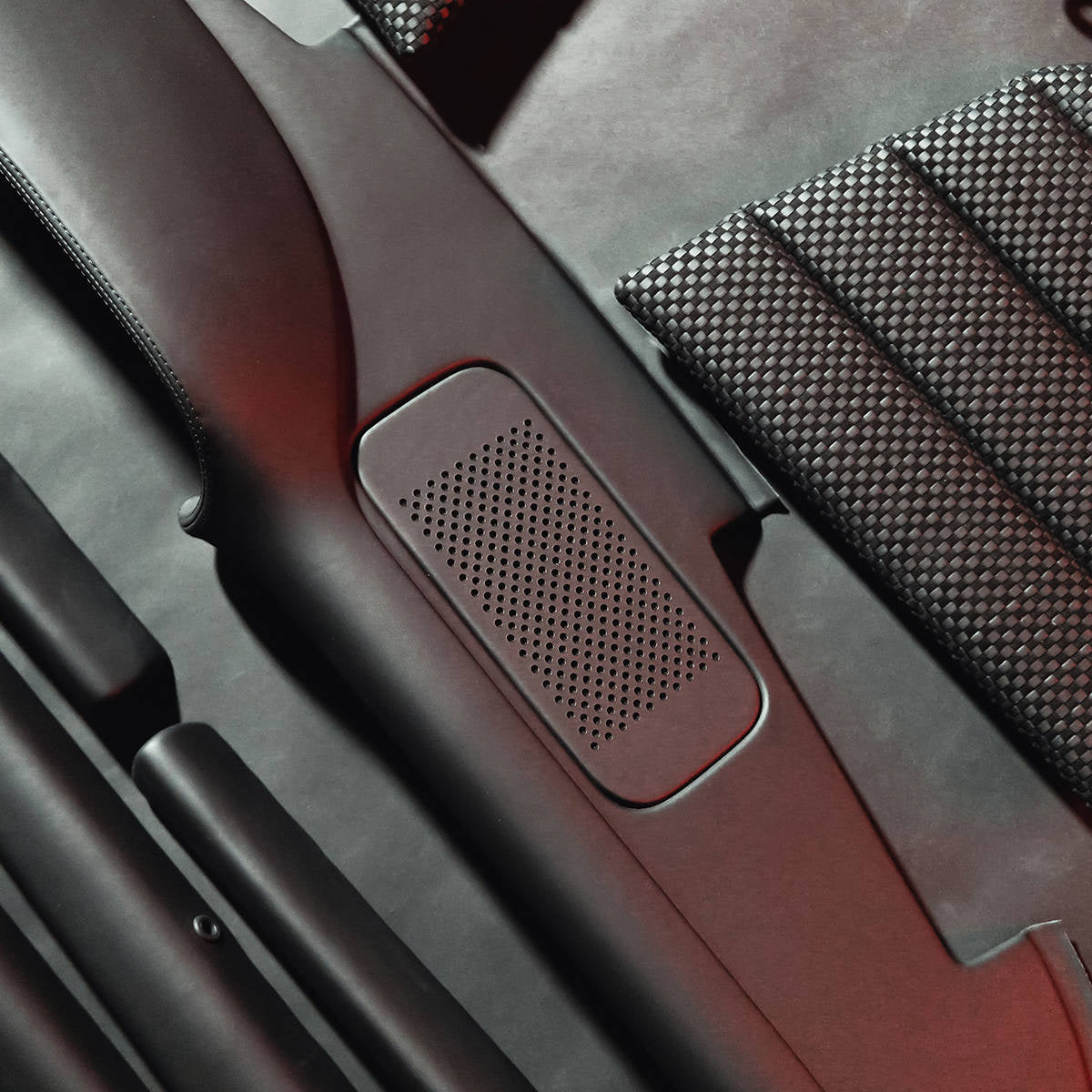 Dashboard reupholstery - Leather + double stitching