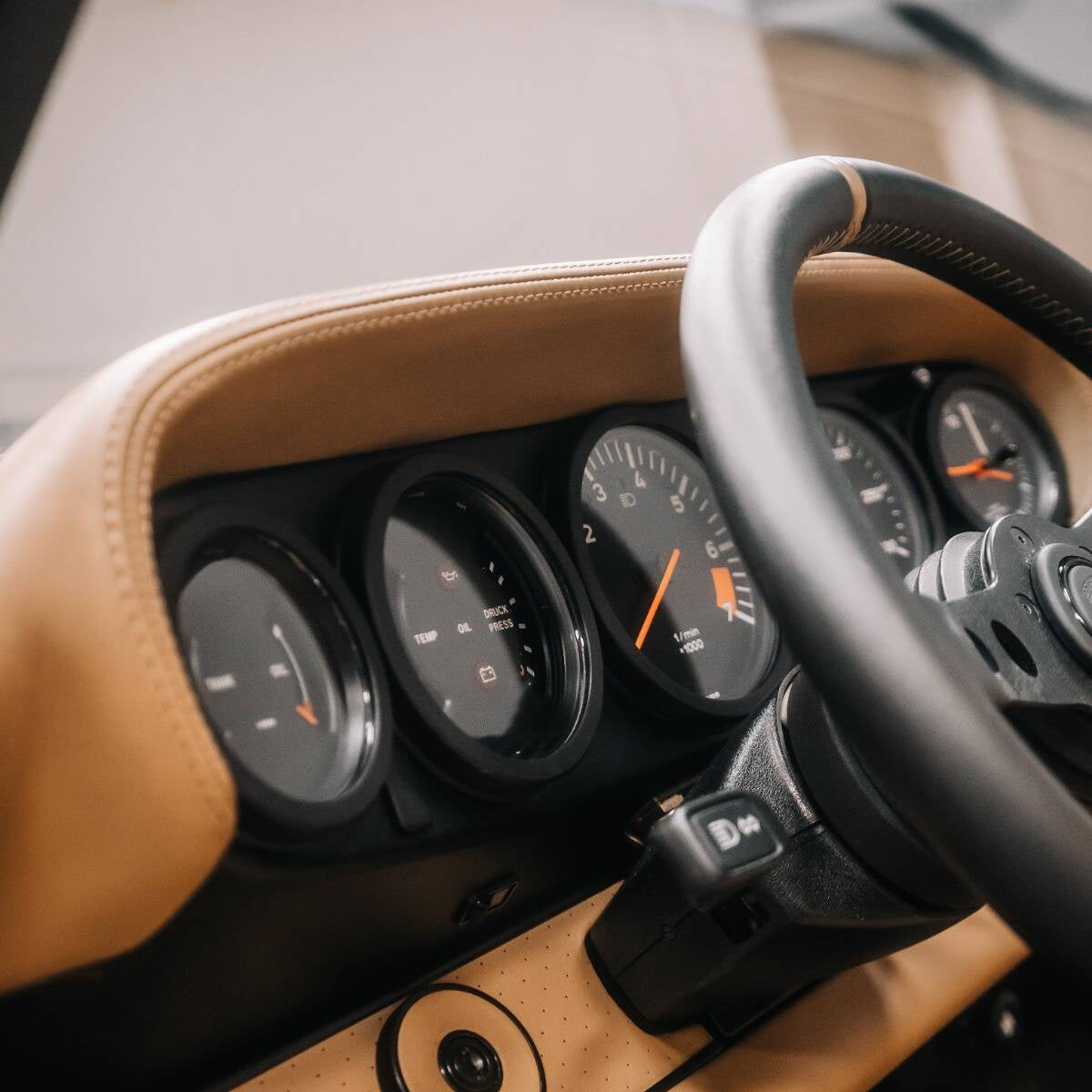 CarBone Gauge Bezels – for G-model (1974-1989)