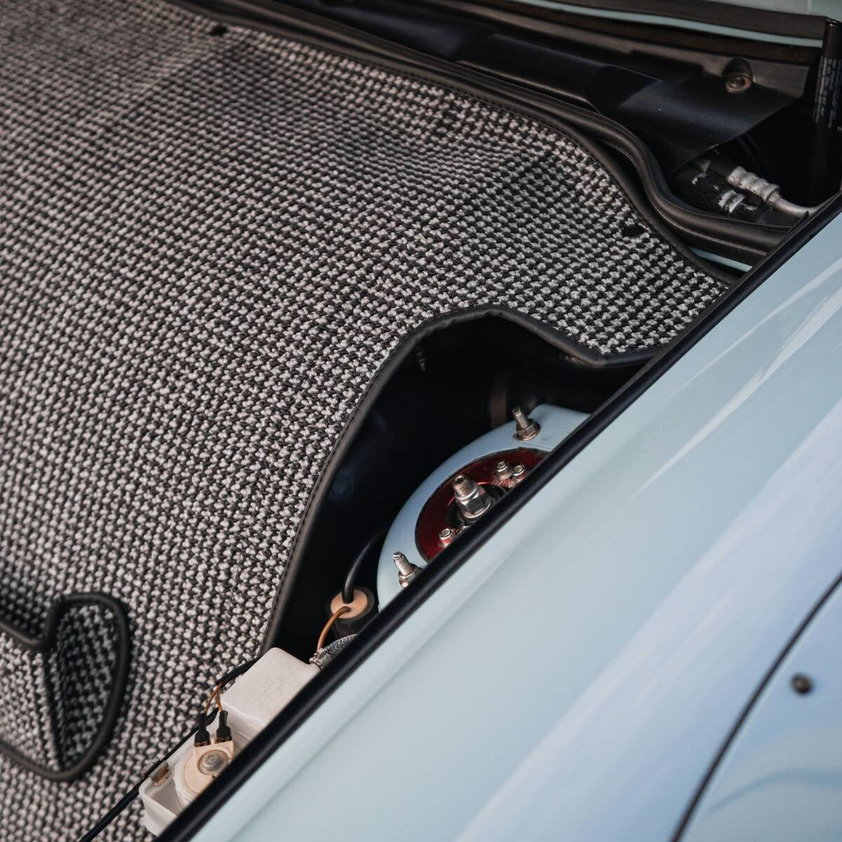 RS-style Trunk Mat for Porsche 964/993 (1988-1998)