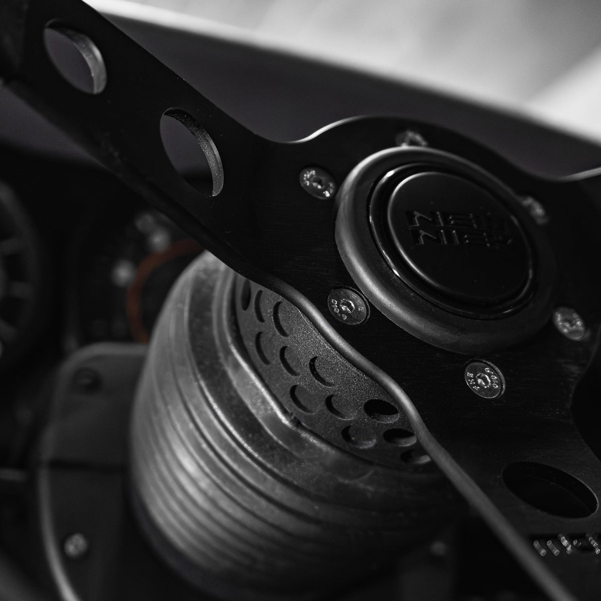 CarBone Ultra Spacer for Momo hub / Momo steering wheel - 30mm