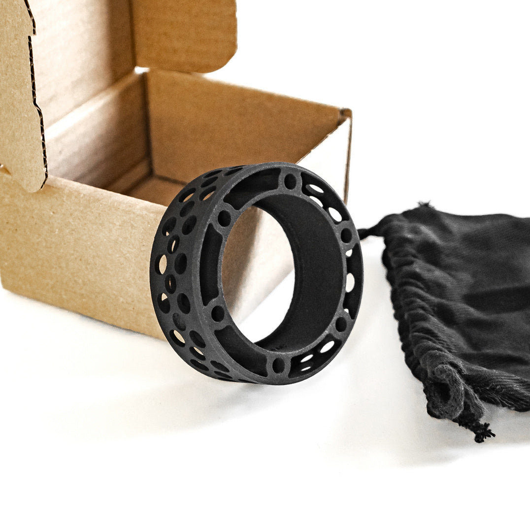 CarBone Ultra Spacer for Momo hub / Momo steering wheel - 30mm
