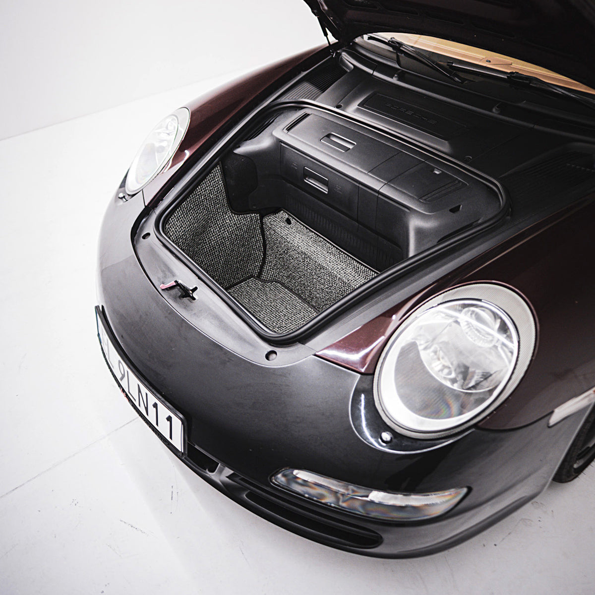 997/987 C2 - 911, Boxster, Cayman Trunk Mat Liner (2005-2012) - Black-Grey Houndstooth