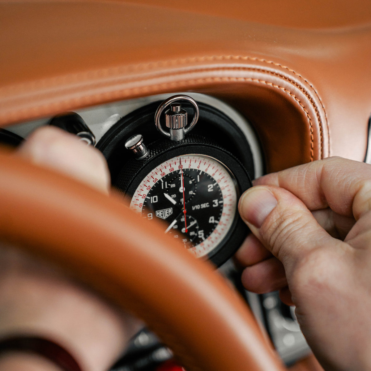 Smilodone x CarBone - Heuer gauge chronograph / stopwatch / clock holder