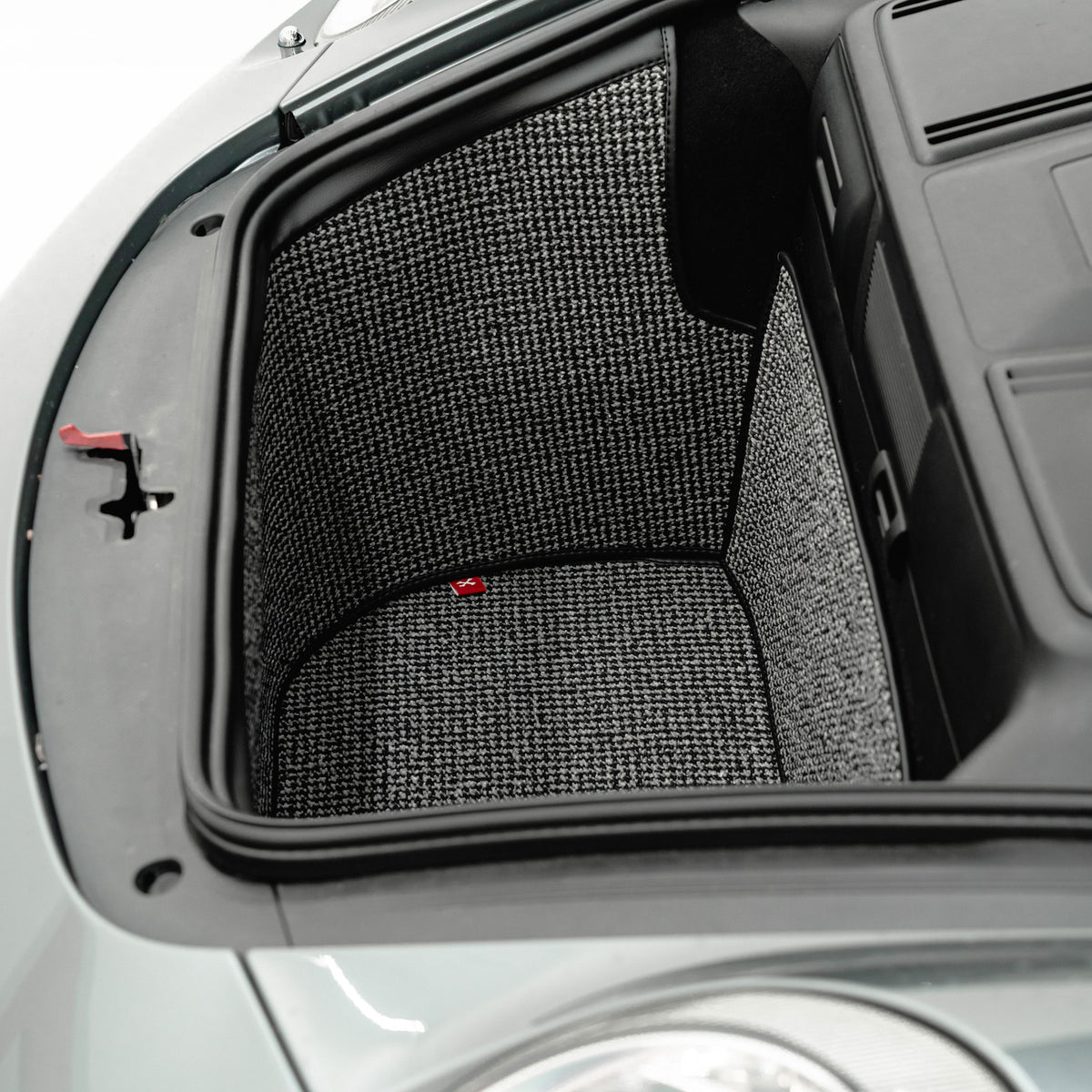 997 C4 - 911 Trunk Mat Liner (2005-2011) - Black/Grey Houndstooth