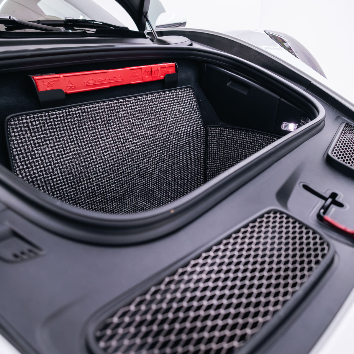 992 C2 - 911 Trunk Mat Liner (2019-present) - Black-Grey Houndstooth