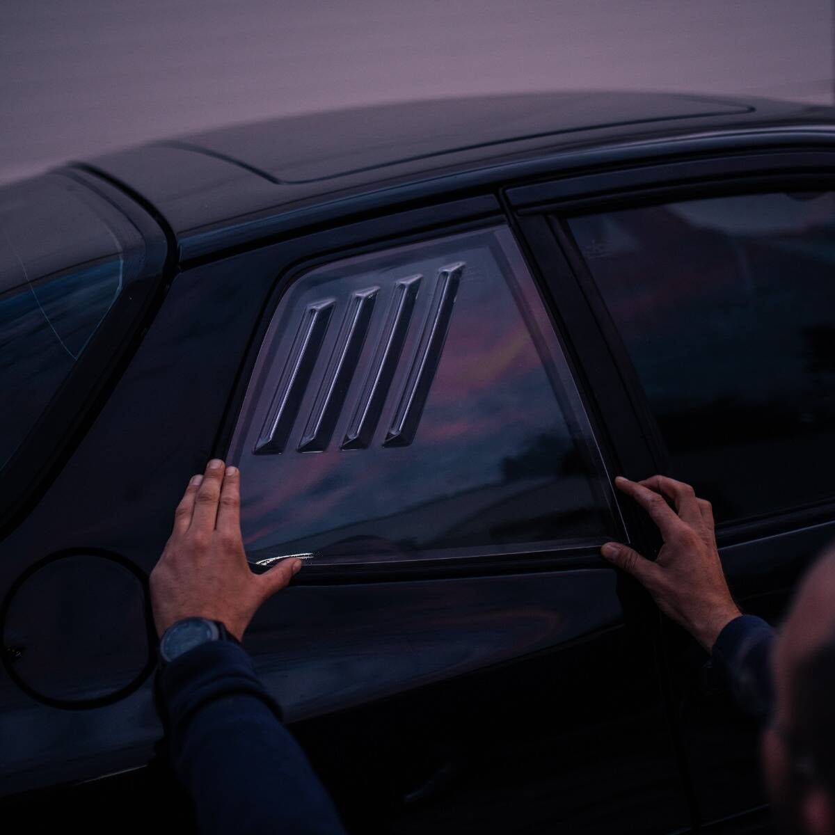Quarter windows with louvers for 924, 944