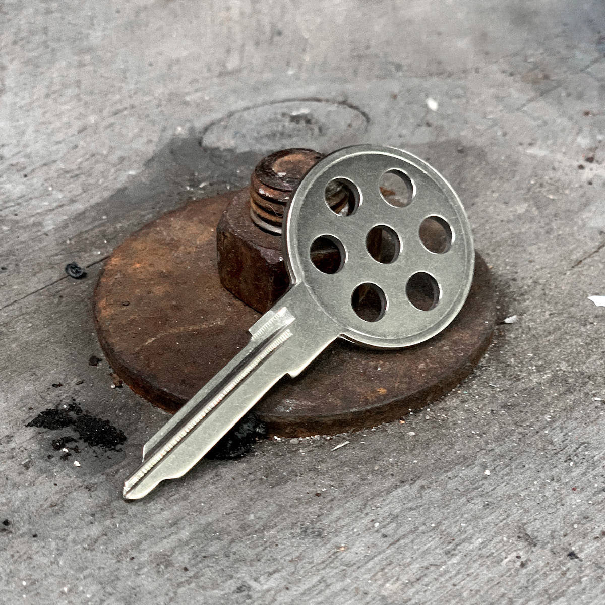 917 style key