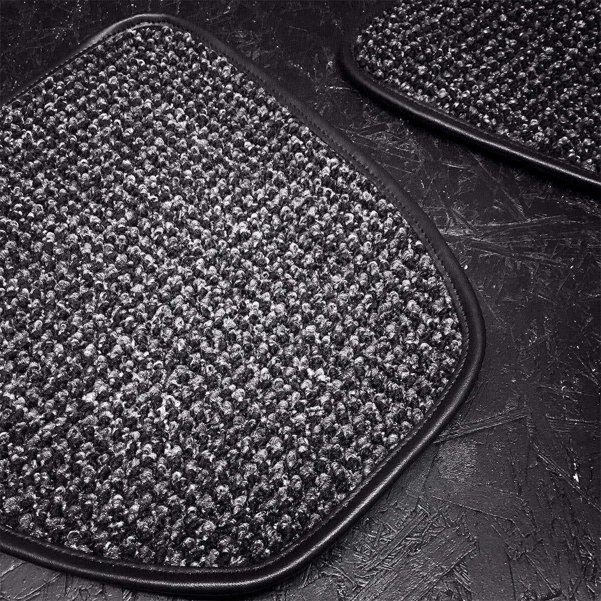 Rear seats cushions delete/replacement