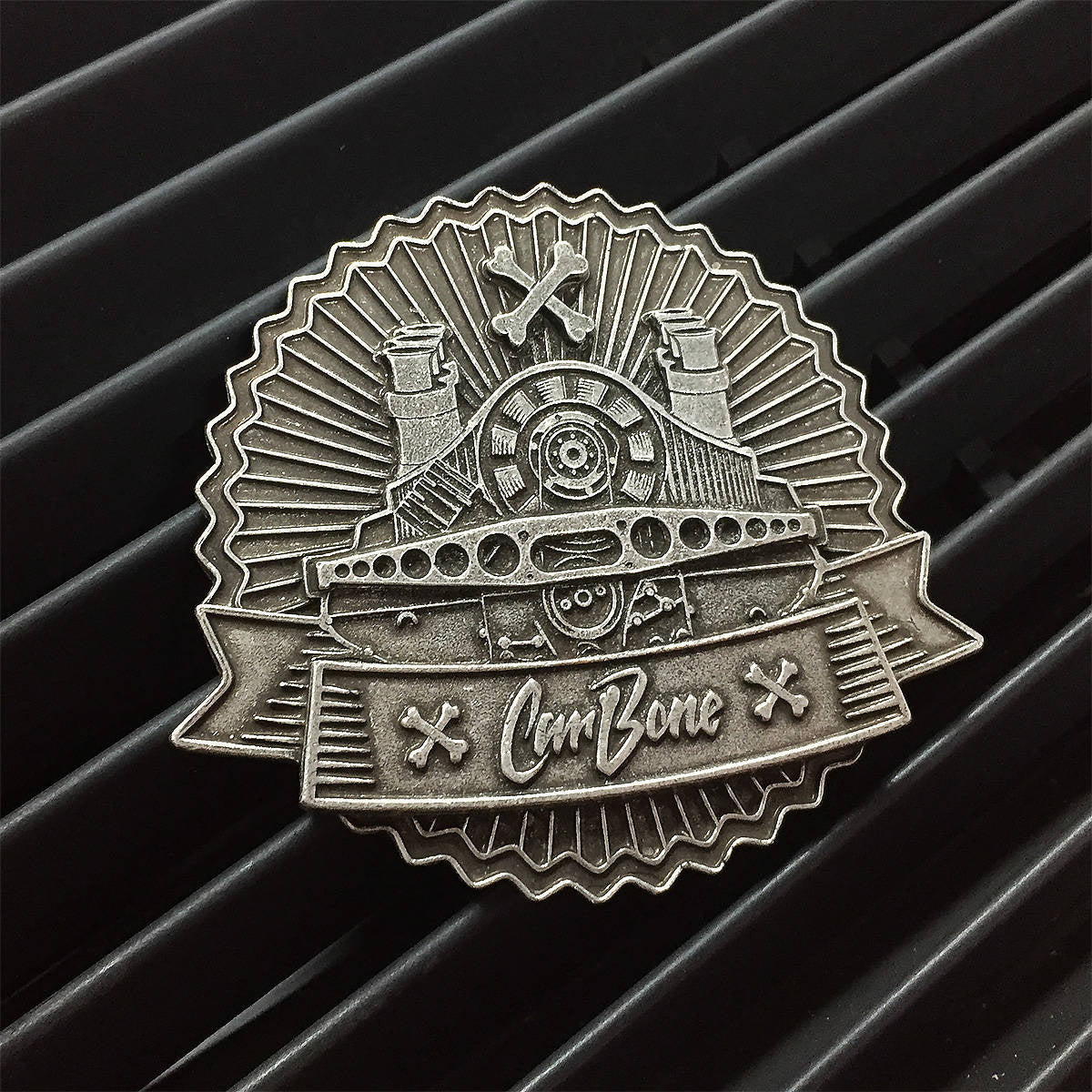 CarBone Flat Six grill metal badge