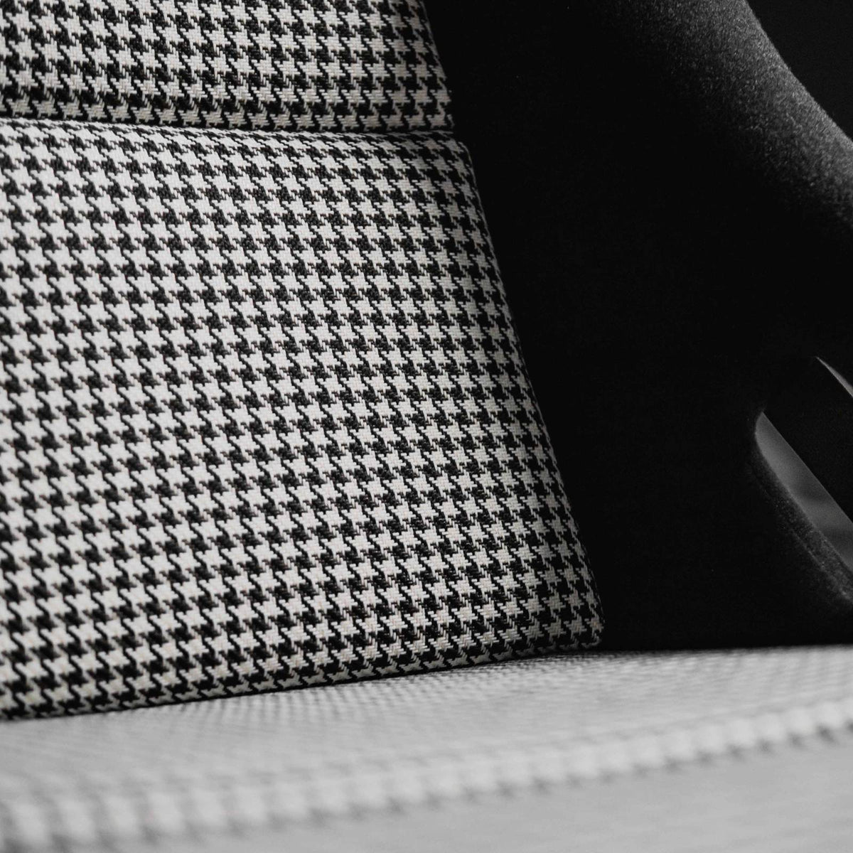 Houndstooth Fabric - BLACK/WHITE