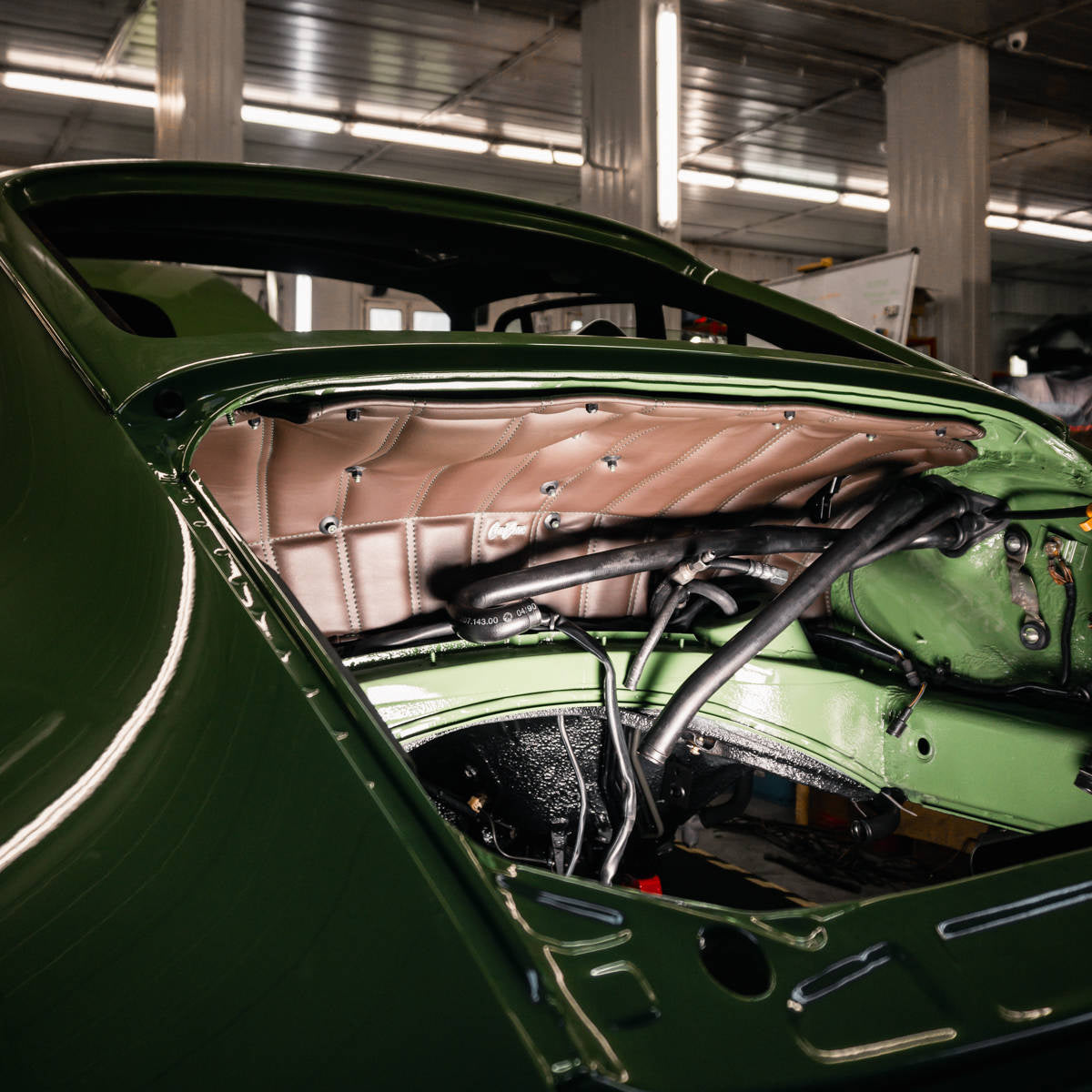 Insulation engine bay mat for 964