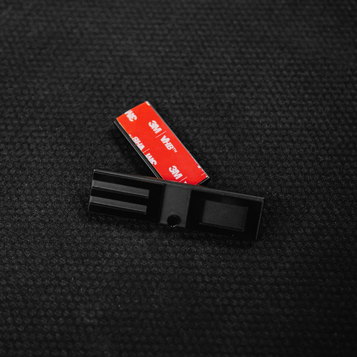 Rear deck lid grille displacement badge/emblem - Black