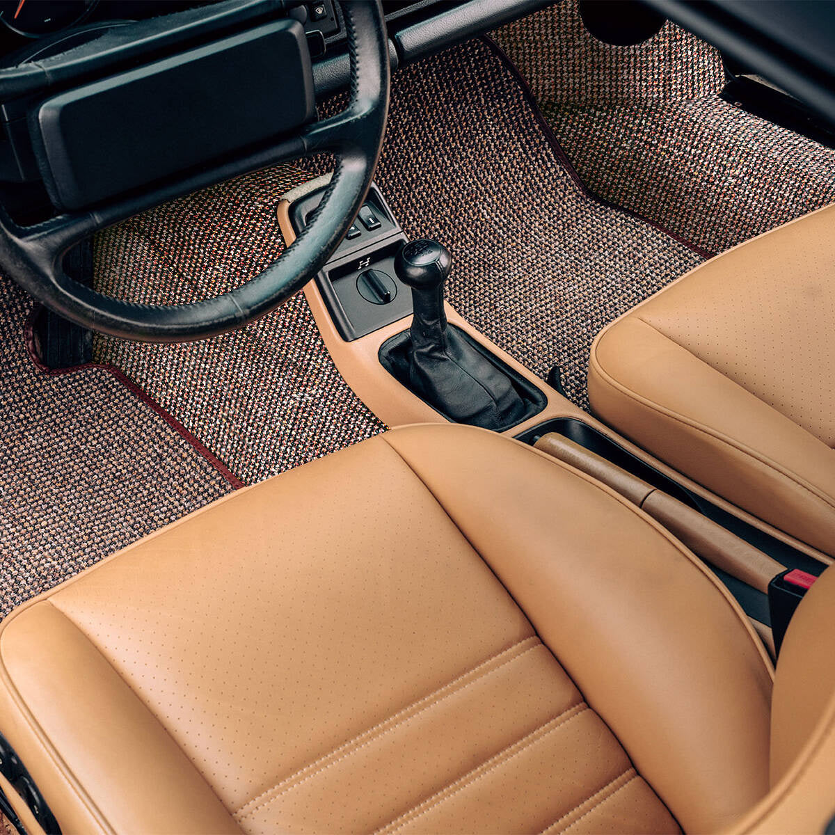 Brown Houndstooth Carpet Set