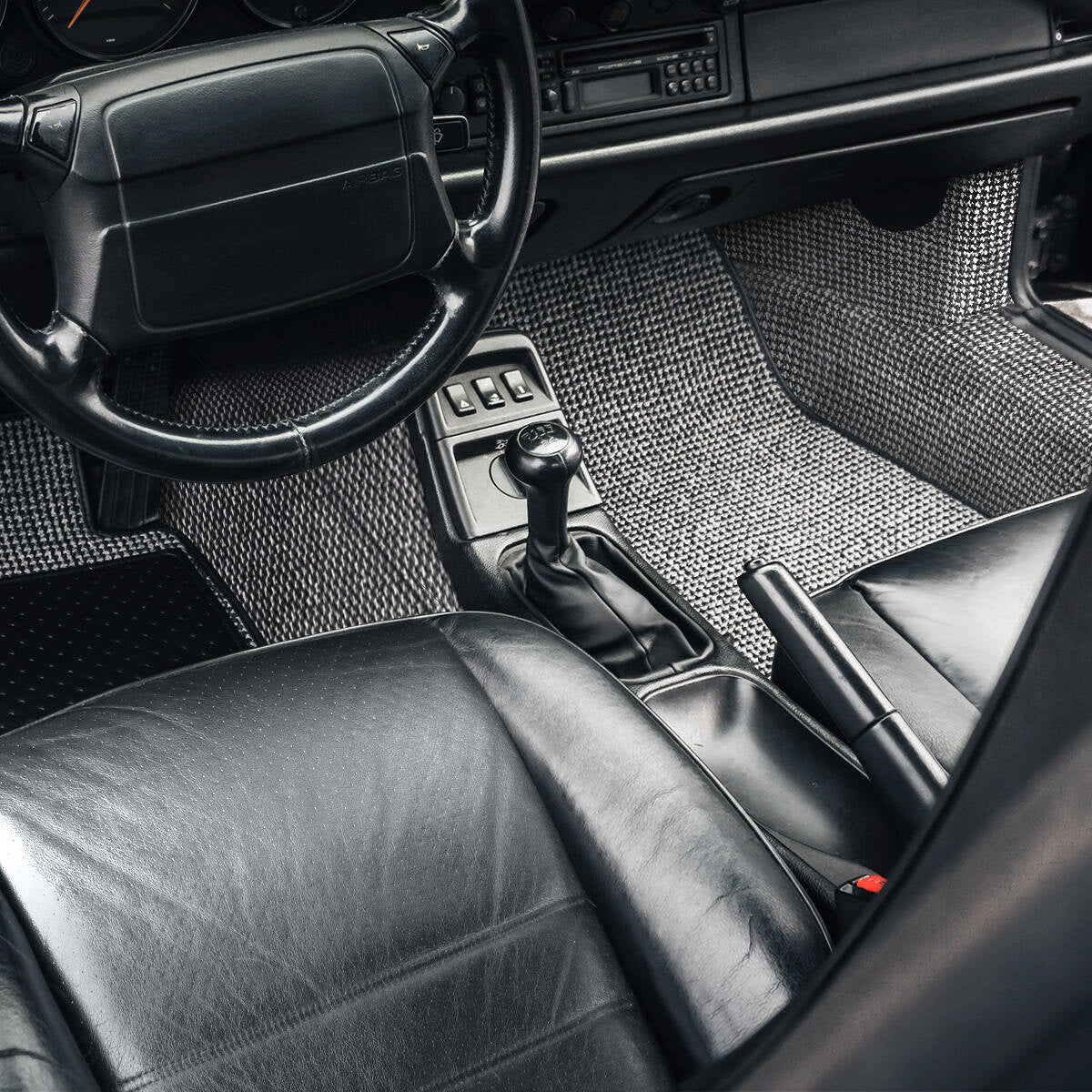 Black/Grey Houndstooth Carpets Set
