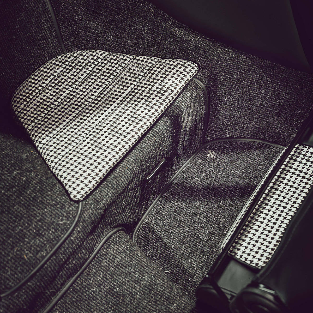 Boucle floor carpet set