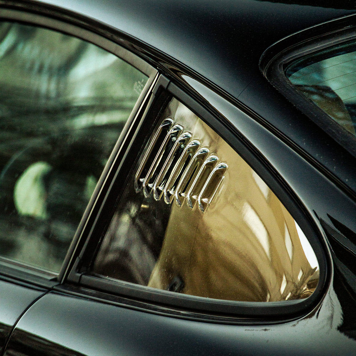 Quarter windows with louvers – F-Model, G-Model, 964 and 993 - second quality