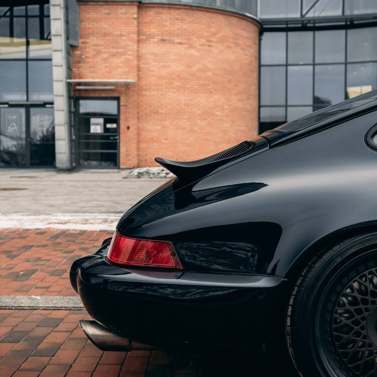 CarBone HolyDuck Rear Spoiler / Ducktail for 964 - Raw