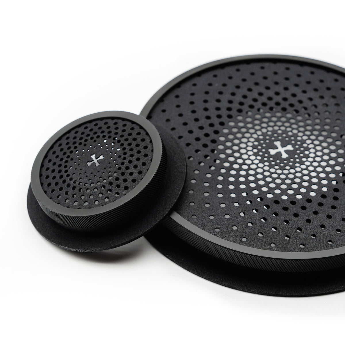 CarBone Sound Guards - Speaker covers for 2 tweeters and 2 main speakers - Black - CUSTOM (UPHOLSTERED)