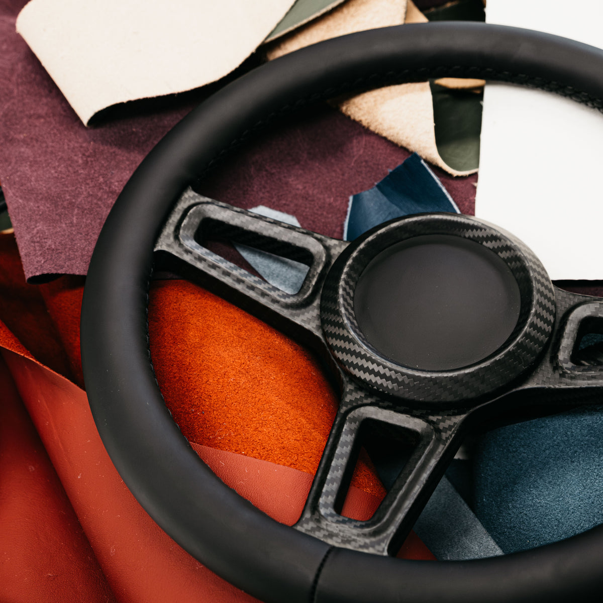Retro Futura steering wheel - black - limited to 25 pieces