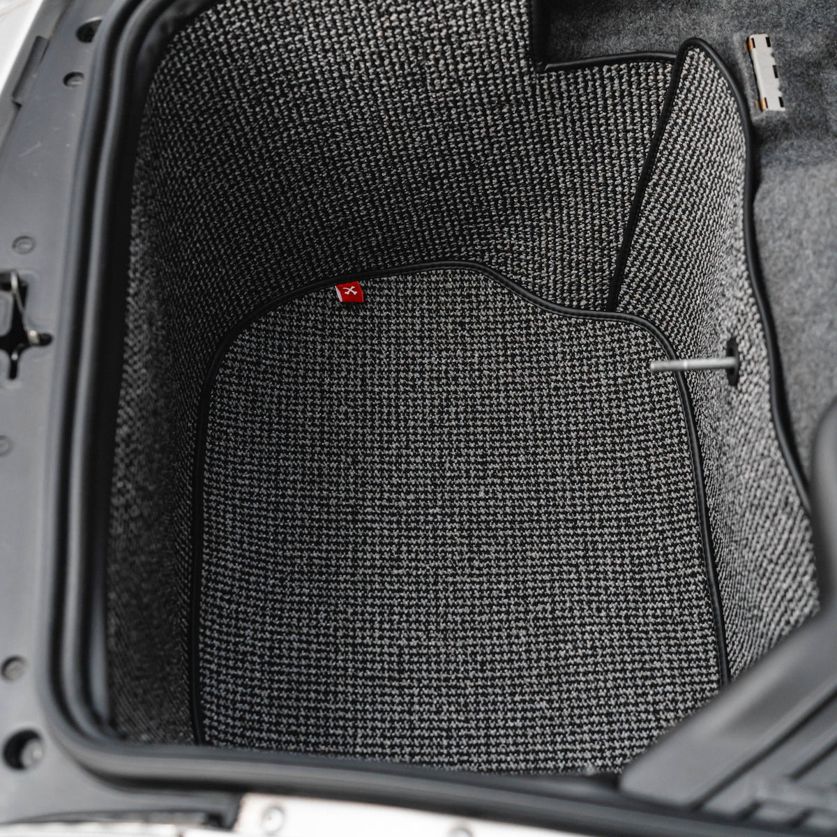 996 C2 - 911 Trunk Mat Liner (1997-2004) - Black/Grey Houndstooth