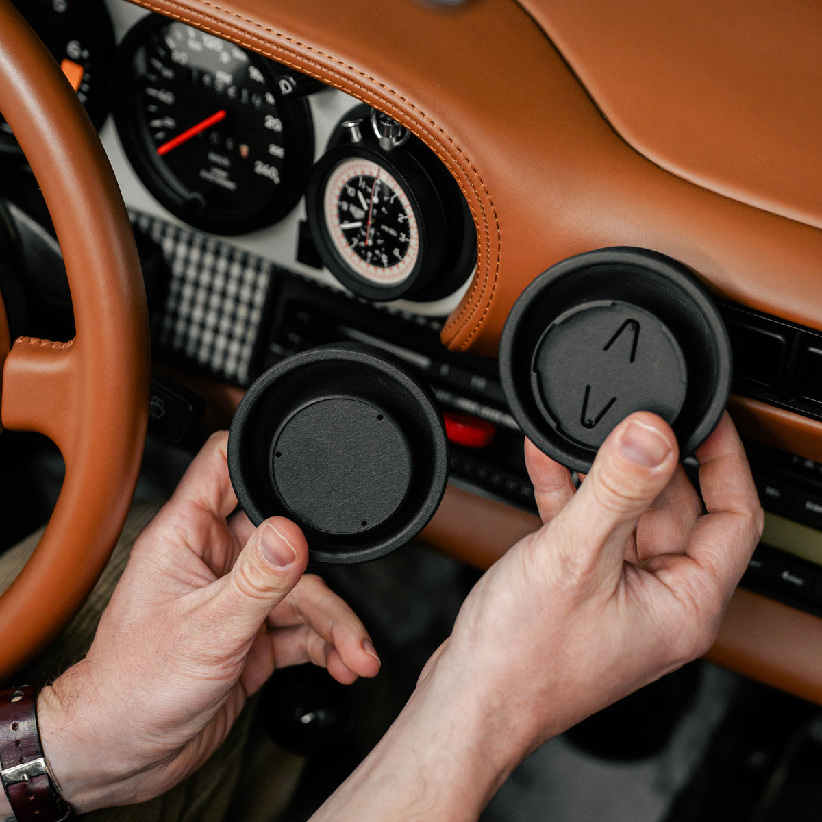 Smilodone x CarBone - Heuer gauge chronograph / stopwatch / clock holder